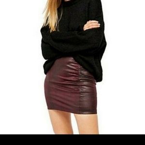 NWT Free People Women's Rumi Ruched Skirt  Faux Suede Mini Burgundy XS